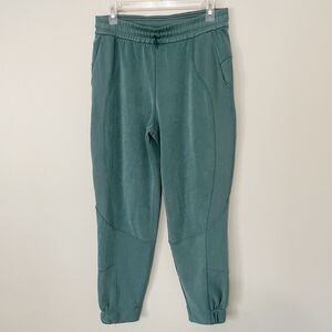 lululemon athletica green softstreme Jogger Pants